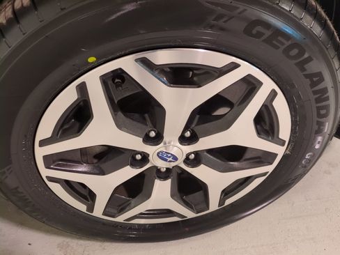 Certified 2023 Subaru Forester Premium image 21