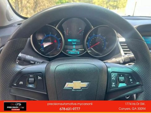 Used 2016 Chevrolet Cruze LT FWD image 14