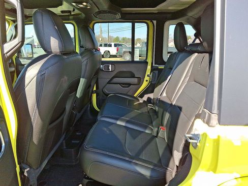 Used 2023 Jeep Wrangler Sahara w/ Cold Weather Group image 10