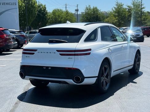 Used 2023 Genesis GV70 2.5T w/ Sport Prestige Package AWD/4WD image 7