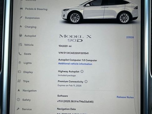 Used 2016 Tesla Model X 90D image 4