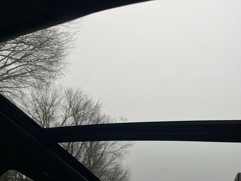 Used 2024 Ford F150 Platinum w/ Equipment Group 702A High image 2