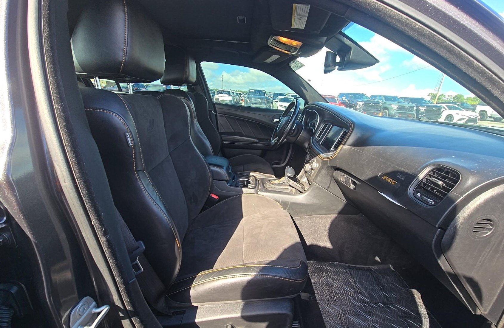 Used 2022 Dodge Charger Scat Pack RWD image 12