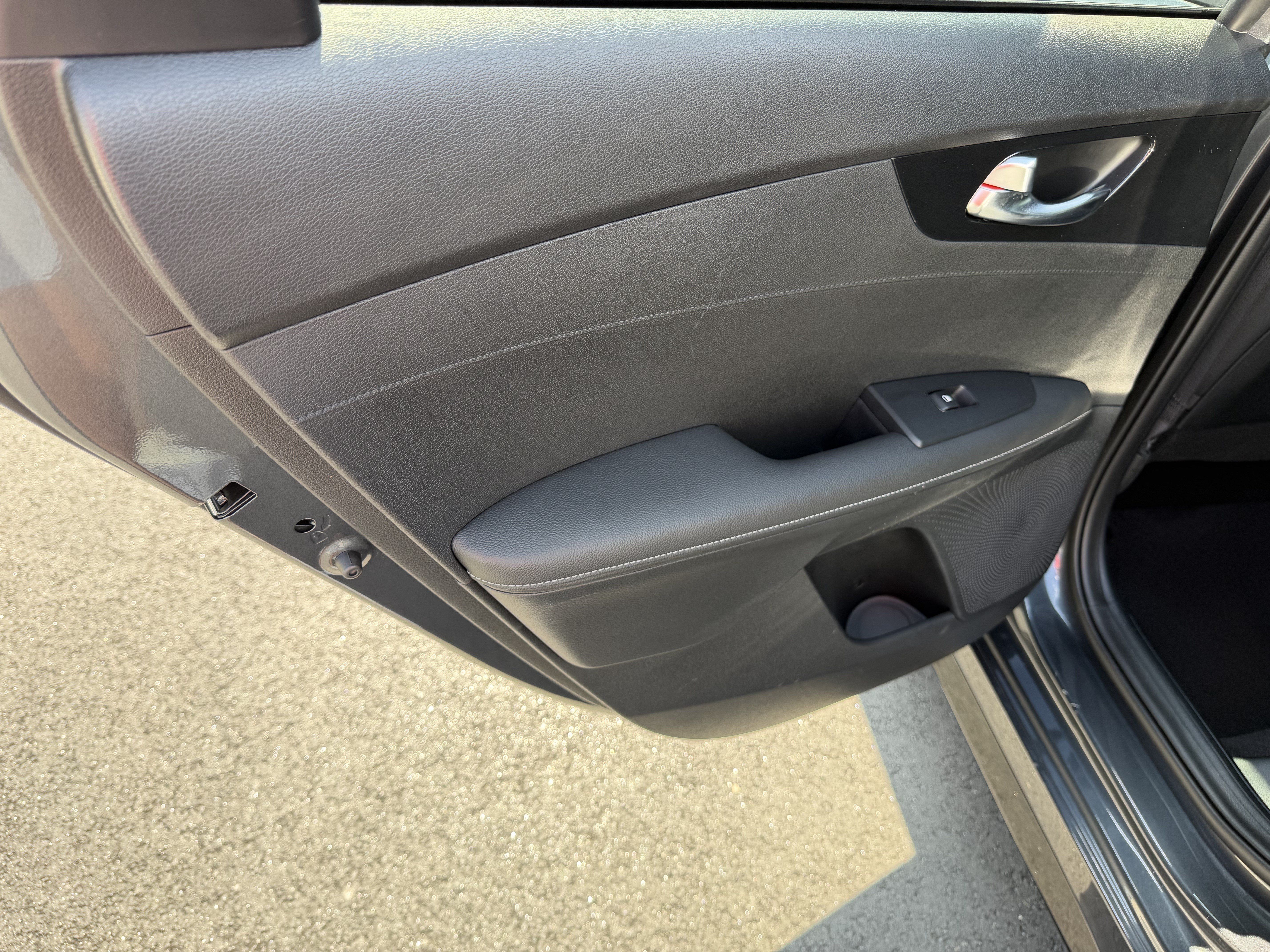 Used 2024 Kia Forte GT-Line w/ GT-Line Premium Package FWD image 21