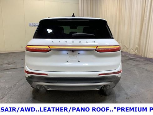 Used 2022 Lincoln Corsair AWD w/ Premium Package image 4