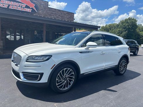 Used 2020 Lincoln Nautilus Reserve FWD image 5