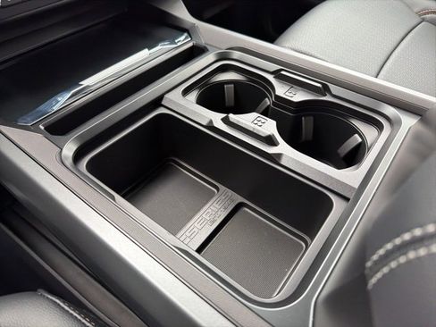 New 2026 Ford F250 Lariat w/ Black Appearance Package image 18