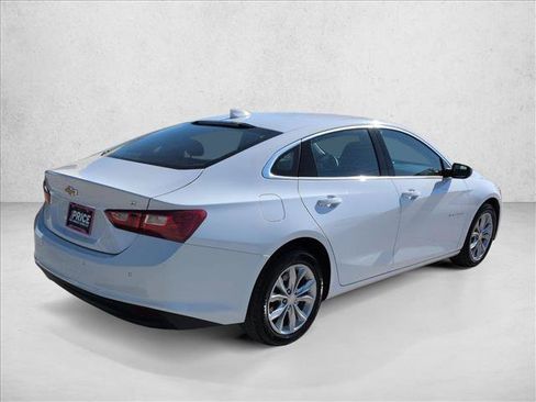 Used 2025 Chevrolet Malibu LT image 5