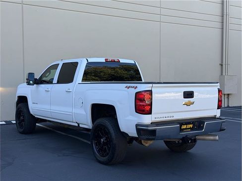 Used 2016 Chevrolet Silverado 2500 LT AWD/4WD image 4