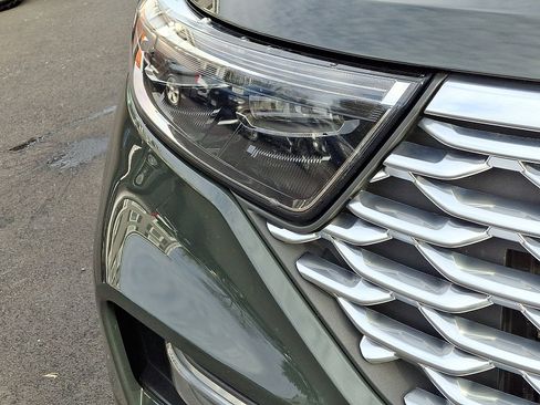 Certified 2022 Ford Explorer Platinum w/ Equipment Group 601A image 10