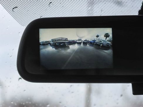 Used 2022 Chevrolet Express 3500 w/ Driver Convenience Package image 49