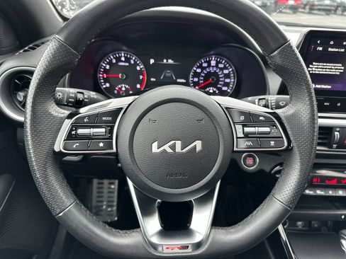 Used 2024 Kia Forte GT-Line w/ GT-Line Premium Package image 23