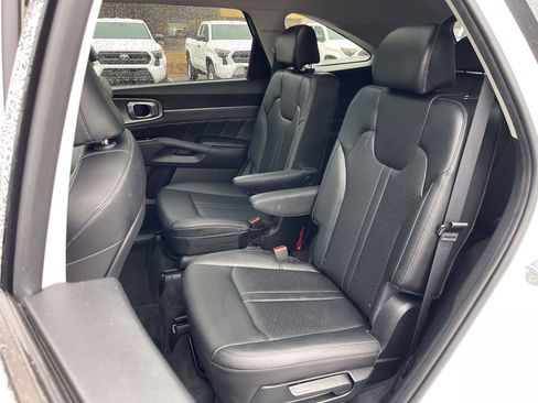 Used 2023 Kia Sorento SX image 20