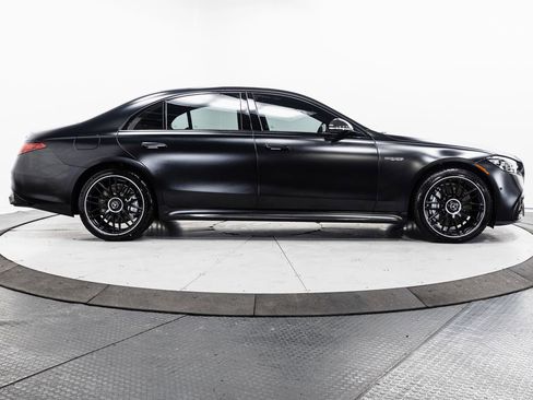 Used 2024 Mercedes-Benz S 63 AMG S image 37