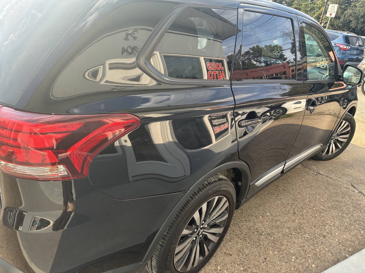 Used 2019 Mitsubishi Outlander SE AWD/4WD image 5