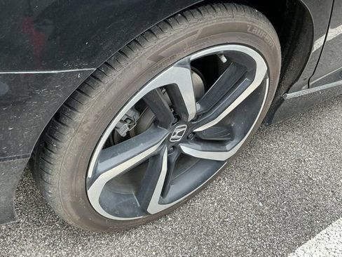 Used 2019 Honda Accord Sport image 16