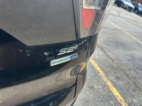 Used 2017 Ford Escape SE AWD/4WD image 23