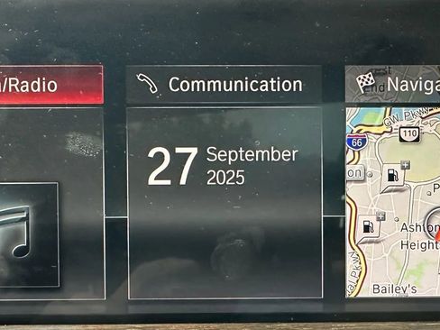 Used 2019 BMW X3 xDrive30i w/ Driving Assistance Package image 19