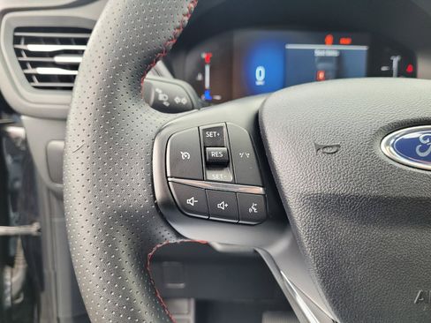 Used 2025 Ford Escape ST-Line AWD/4WD image 22