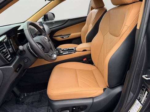 Certified 2025 Lexus NX 350 AWD w/ Rear Seat Package image 16