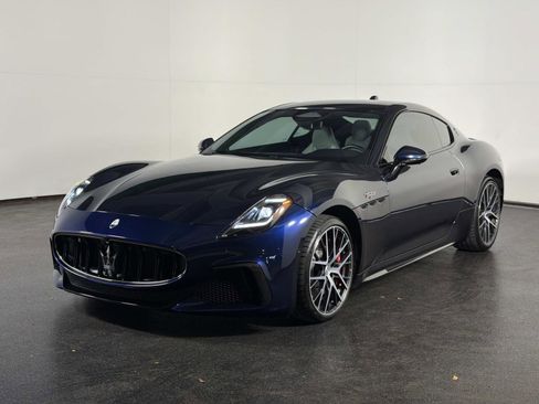 Used 2024 Maserati GranTurismo Trofeo image 7