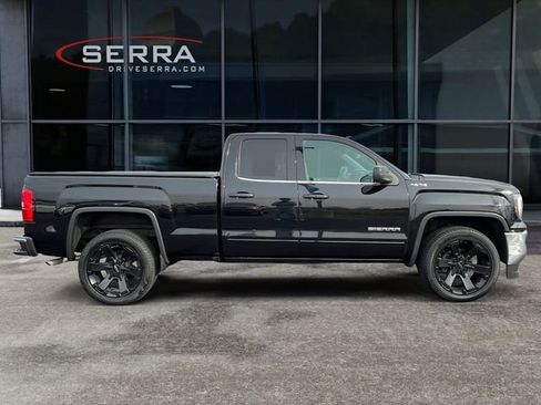 Used 2019 GMC Sierra 1500 SLE w/ SLE Value Package image 6