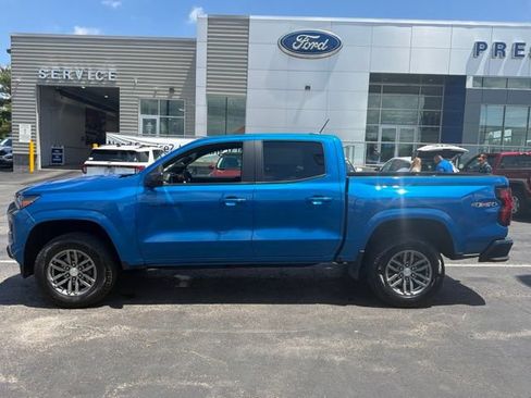 Used 2023 Chevrolet Colorado LT AWD/4WD image 4