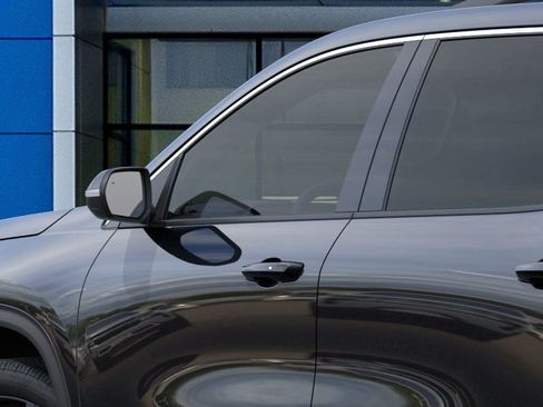 New 2026 Chevrolet Traverse LT image 12