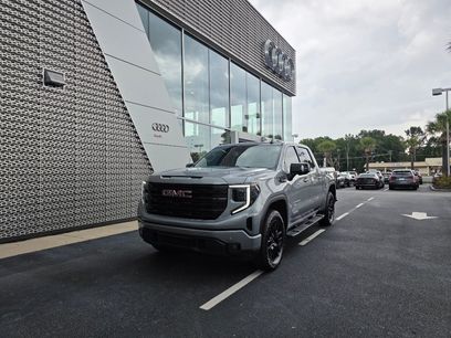 Used 2025 GMC Sierra 1500 Elevation w/ Elevation Premium Package