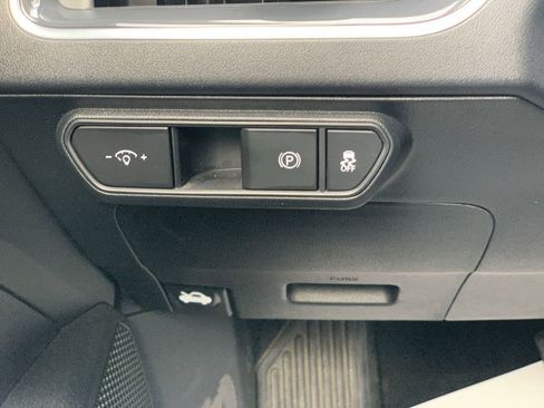 Used 2025 Kia K4 EX image 15