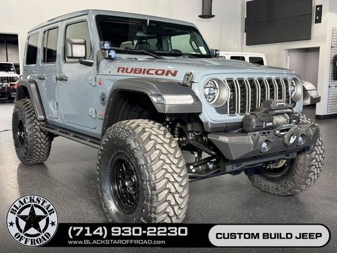 Used 2026 Jeep Wrangler Unlimited Rubicon AWD/4WD image 3