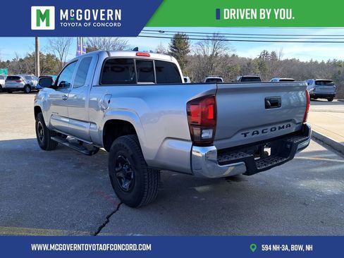 Used 2023 Toyota Tacoma SR5 RWD image 4