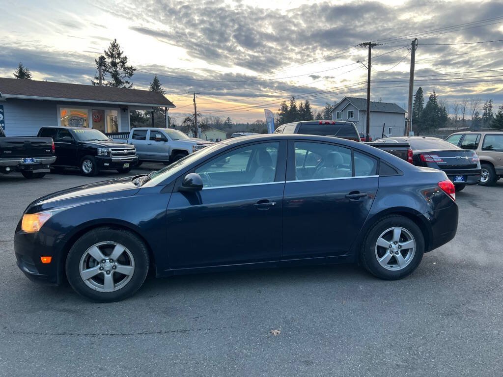 Used 2014 Chevrolet Cruze LT FWD image 4
