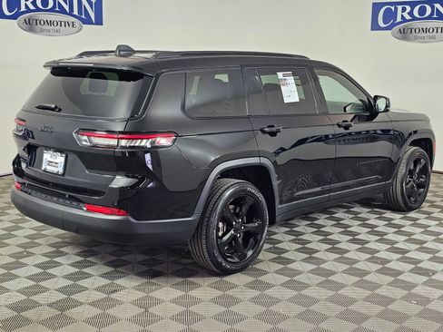 Used 2023 Jeep Grand Cherokee L Laredo AWD/4WD image 29