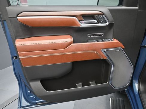 Used 2024 GMC Sierra 1500 Denali Ultimate image 13