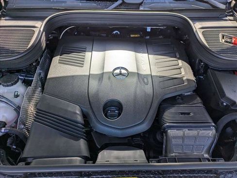 New 2026 Mercedes-Benz GLE 450 4MATIC image 17