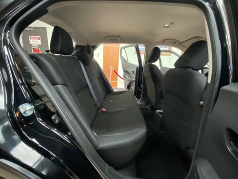 Used 2022 Nissan Kicks S FWD image 15