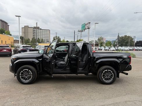 Certified 2024 Toyota Tacoma TRD Sport AWD/4WD image 17