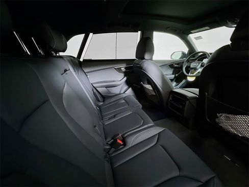 New 2026 Audi Q8 Premium Plus image 29