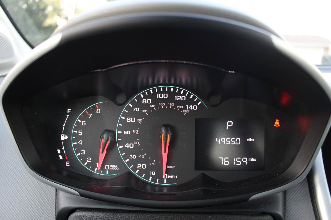 Used 2018 Chevrolet Sonic LT FWD image 21