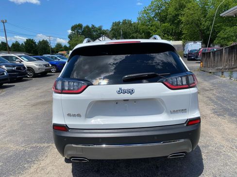 Used 2019 Jeep Cherokee Limited AWD/4WD image 7