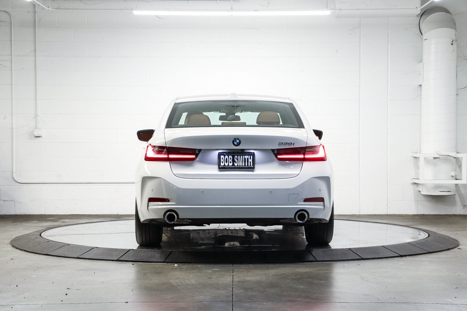 Used 2026 BMW 330i Sedan w/ Premium Package RWD image 5