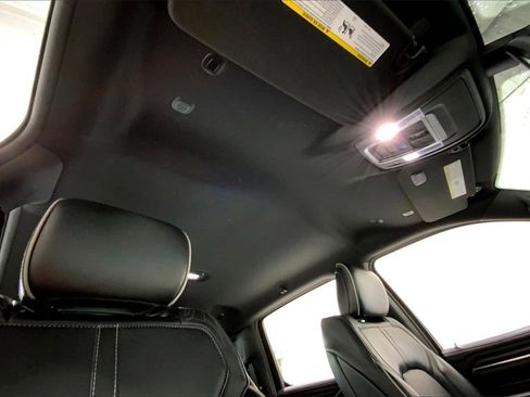 Used 2019 RAM 1500 Limited w/ Off Road Group image 27