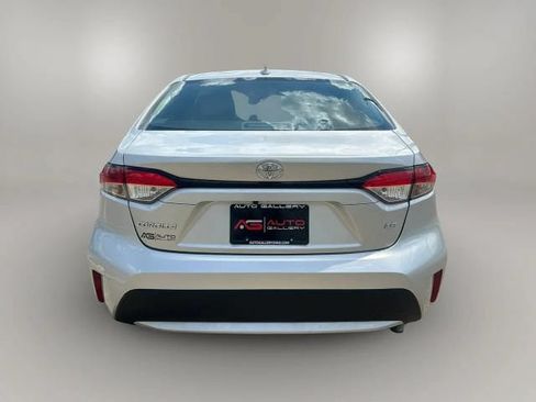 Used 2020 Toyota Corolla LE FWD image 6