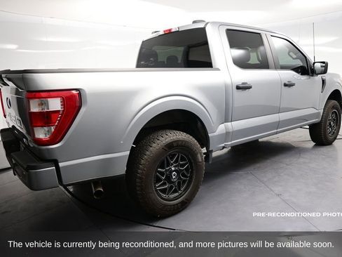 Used 2022 Ford F150 XL w/ STX Appearance Package RWD image 3