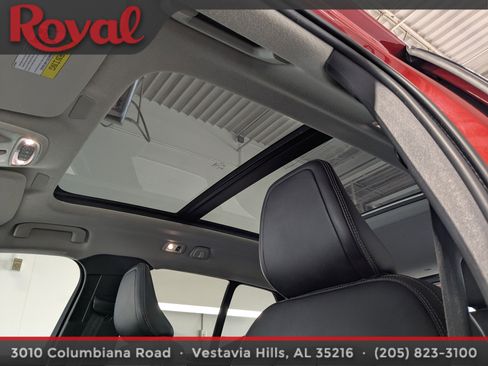 Used 2021 Volvo XC40 T5 Inscription image 25