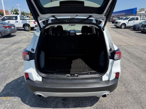 Used 2022 Ford Escape SE w/ Convenience Package AWD/4WD image 7