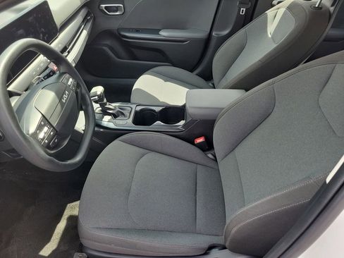 Used 2025 Kia K4 FWD image 17