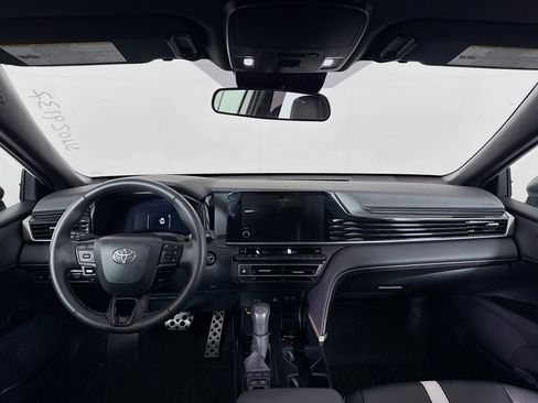 Certified 2025 Toyota Camry SE image 21