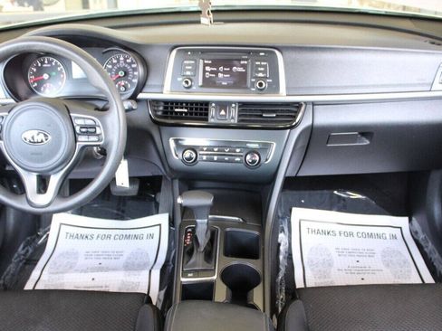 Used 2017 Kia Optima LX w/ Option Group 014 FWD image 18
